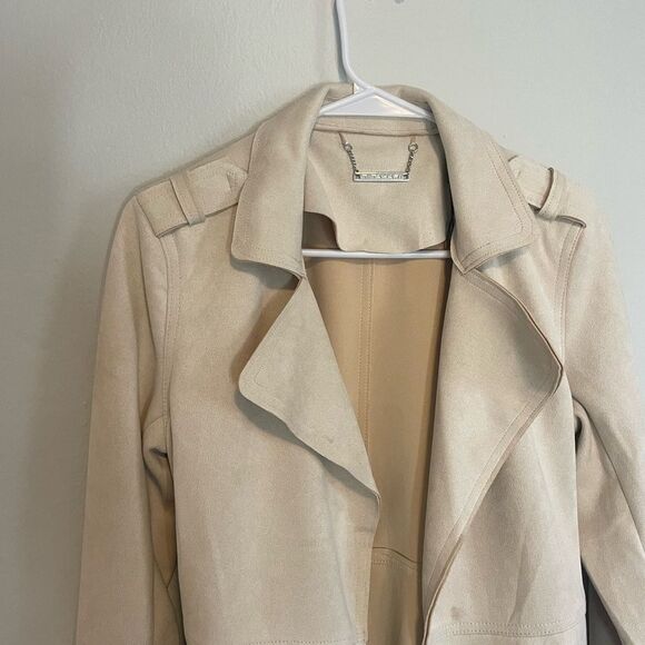 T TAHARI Trench Coat Tan colored Midi Length - Picture 9 of 9